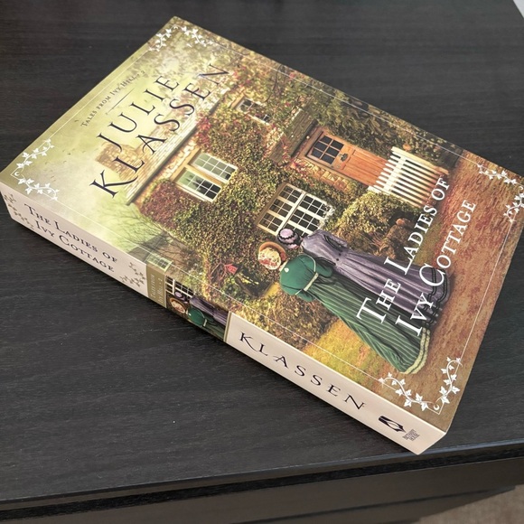 The Ladies of Ivy Cottage Paperback Book by Julie Klassen Midcentury Fiction - Picture 3 of 5